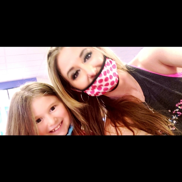 Meet your Posher, Katie - Picture 13 of 16